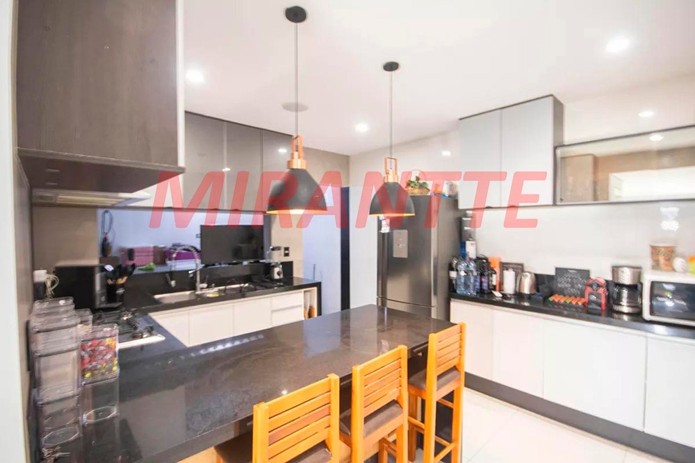 Sobrado de 133m² com 3 quartos em Parada Inglesa