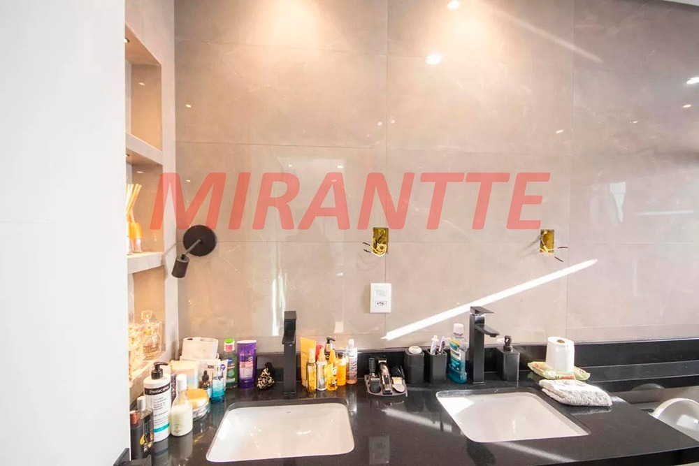 Sobrado de 133m² com 3 quartos em Parada Inglesa