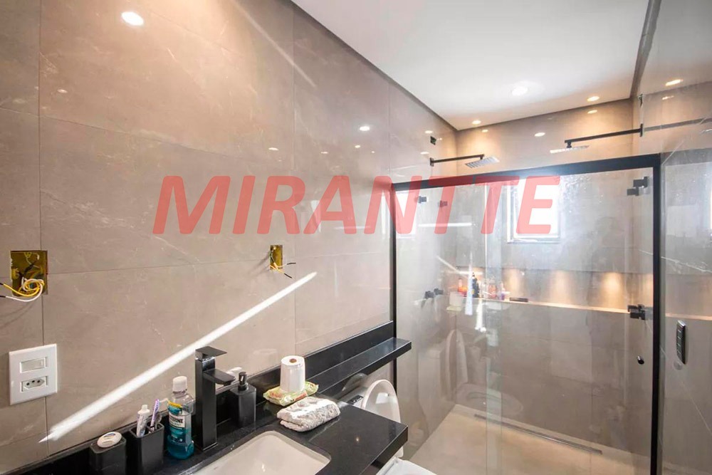 Sobrado de 133m² com 3 quartos em Parada Inglesa