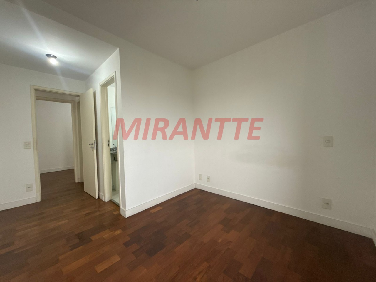 Apartamento de 53m² com 2 quartos em Jardim Brasil (Zona Norte)