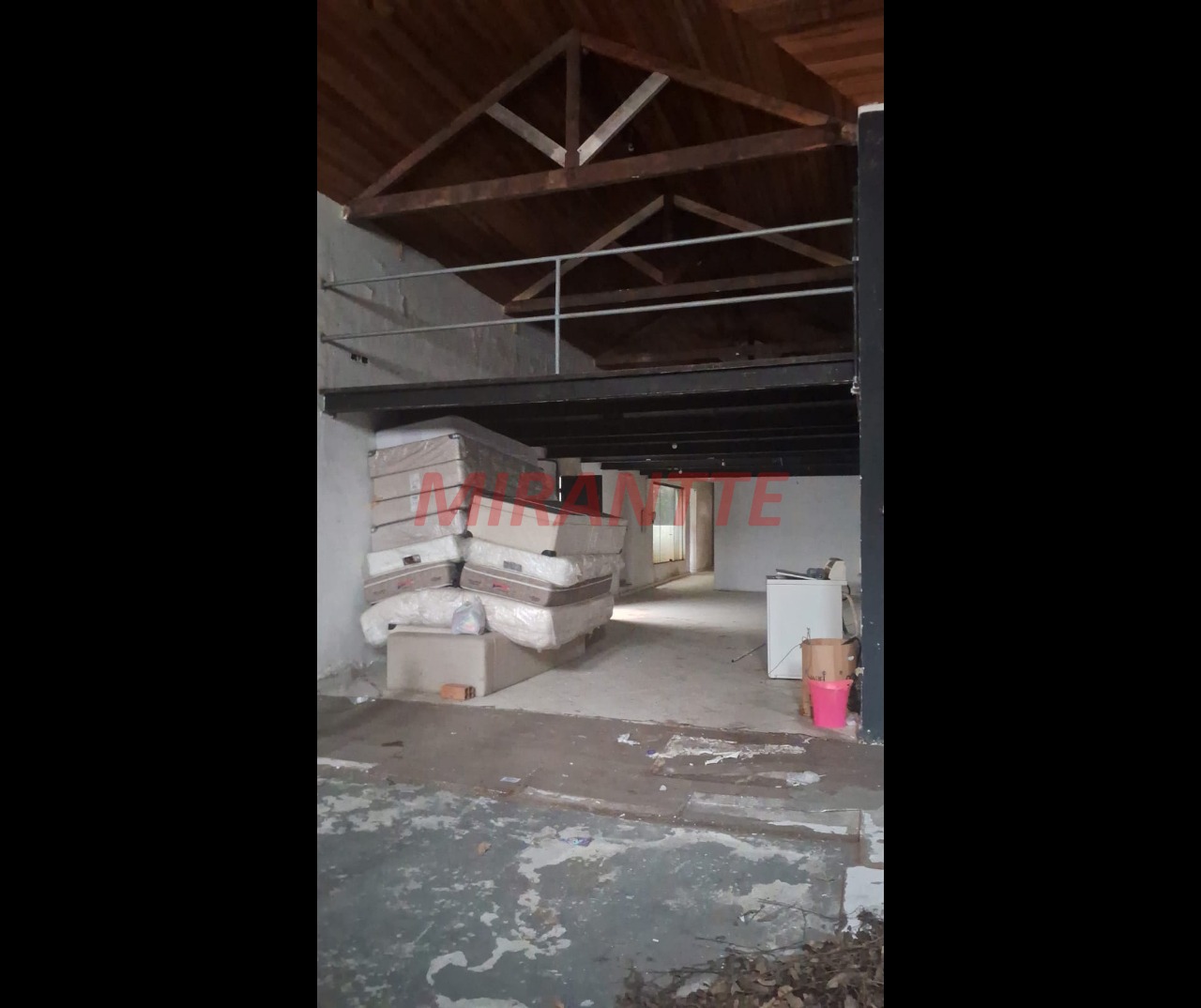 Galpao de 250m² em Santana
