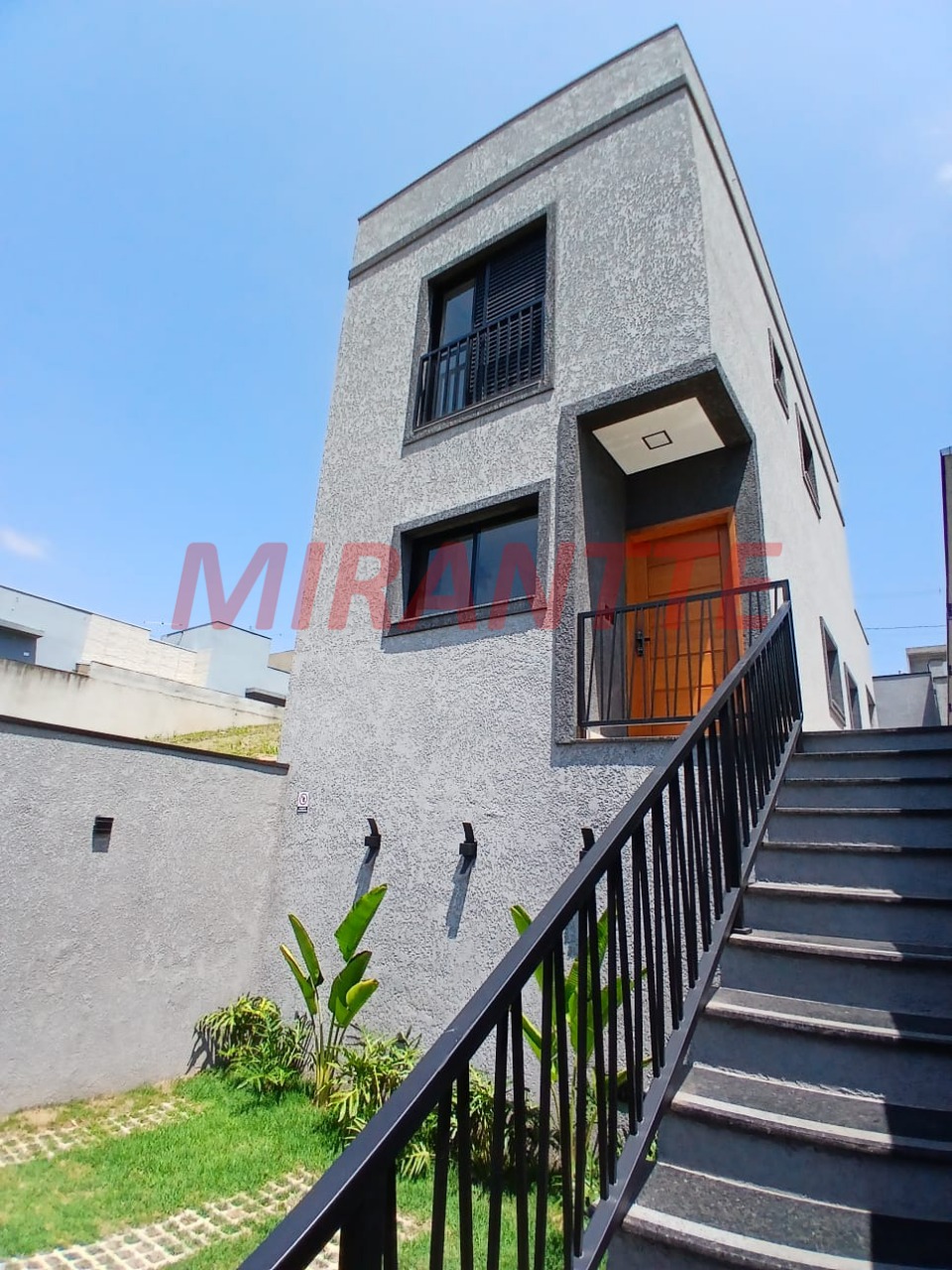 Cond. fechado de 126m² com 3 quartos em santana de parnaiba