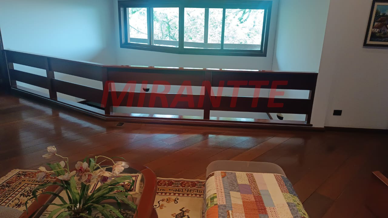 Cond. fechado de 803.54m² em Caraguata