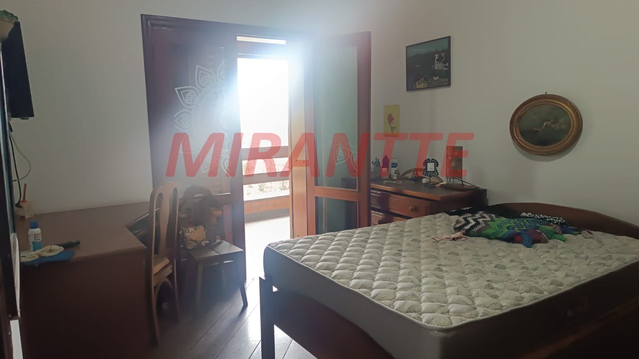 Cond. fechado de 803.54m² em Caraguata