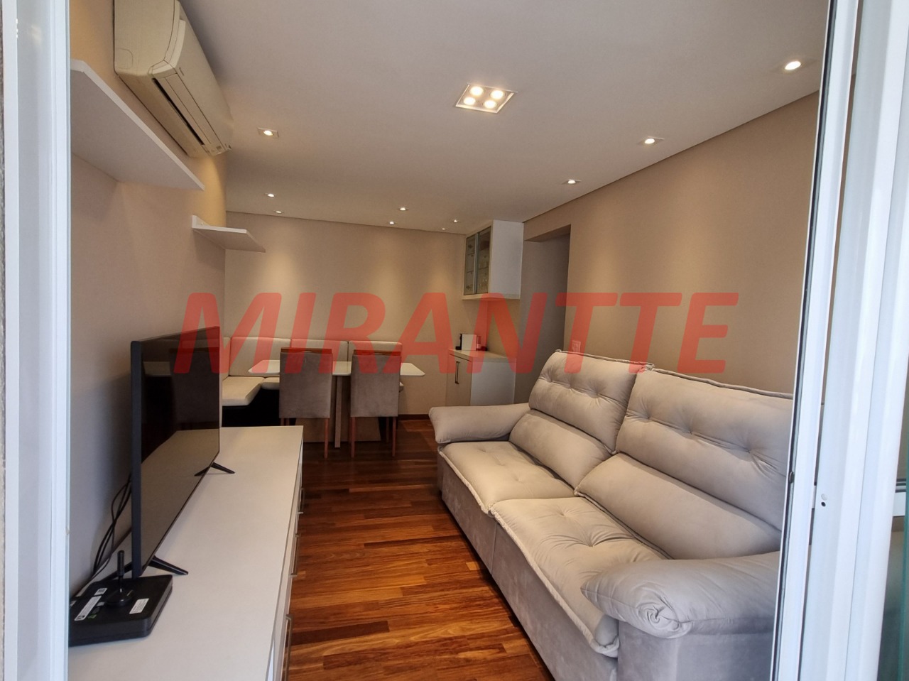 Apartamento de 64m² com 2 quartos em Vila Anglo Brasileira