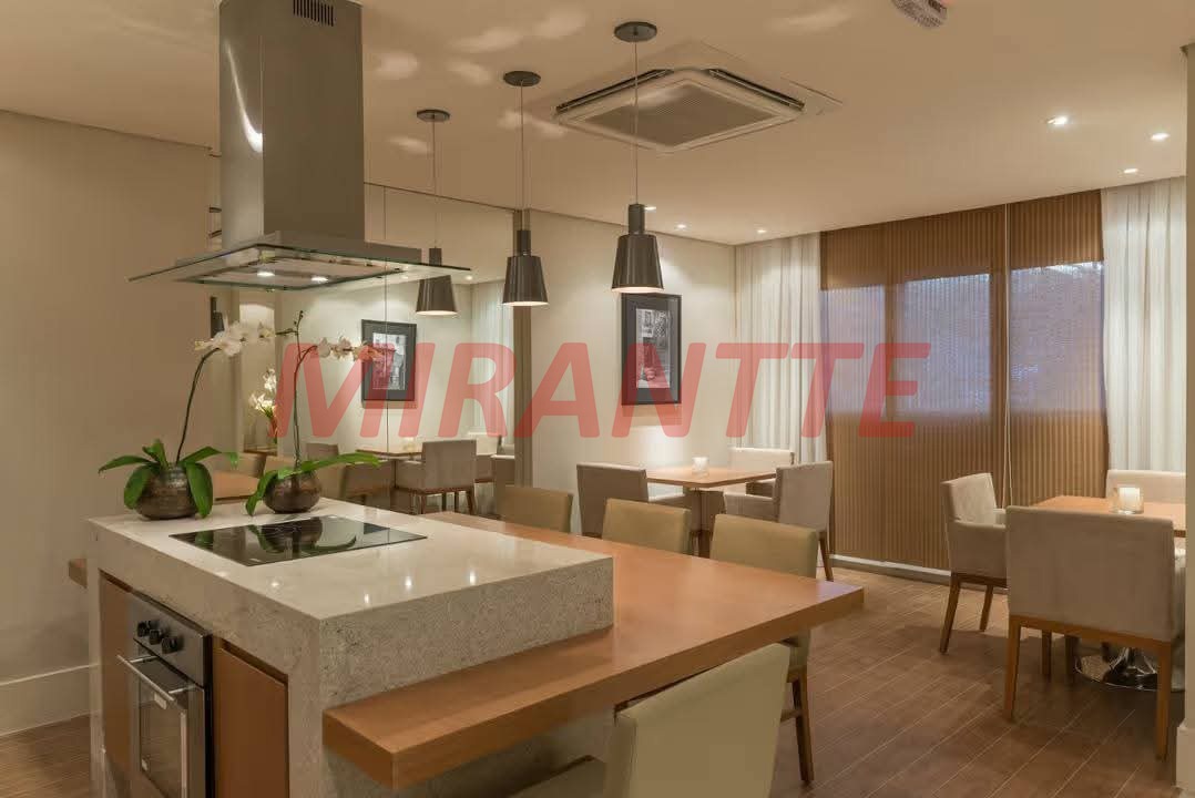 Apartamento de 64m² com 2 quartos em Vila Anglo Brasileira