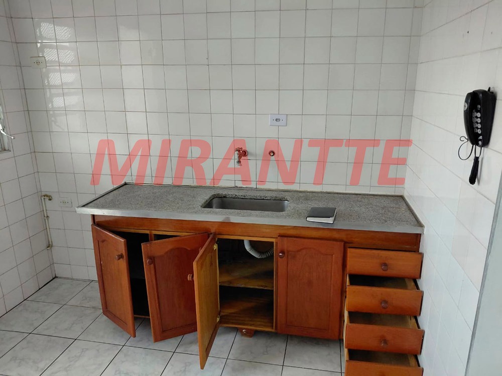 Apartamento de 62m² com 2 quartos em Vila Santa Maria