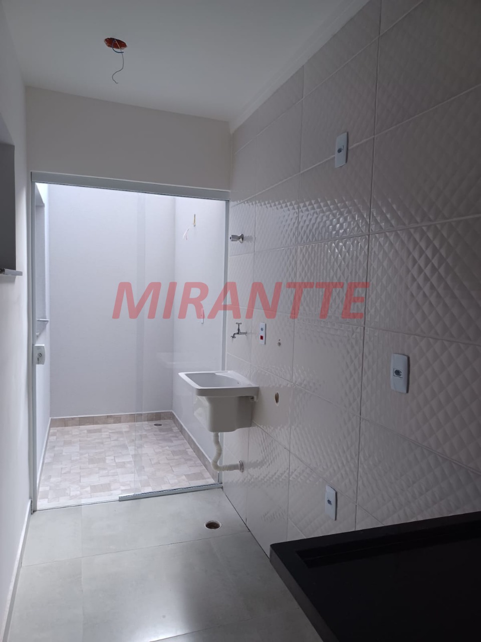 Apartamento de 35m² com 2 quartos em Água Fria