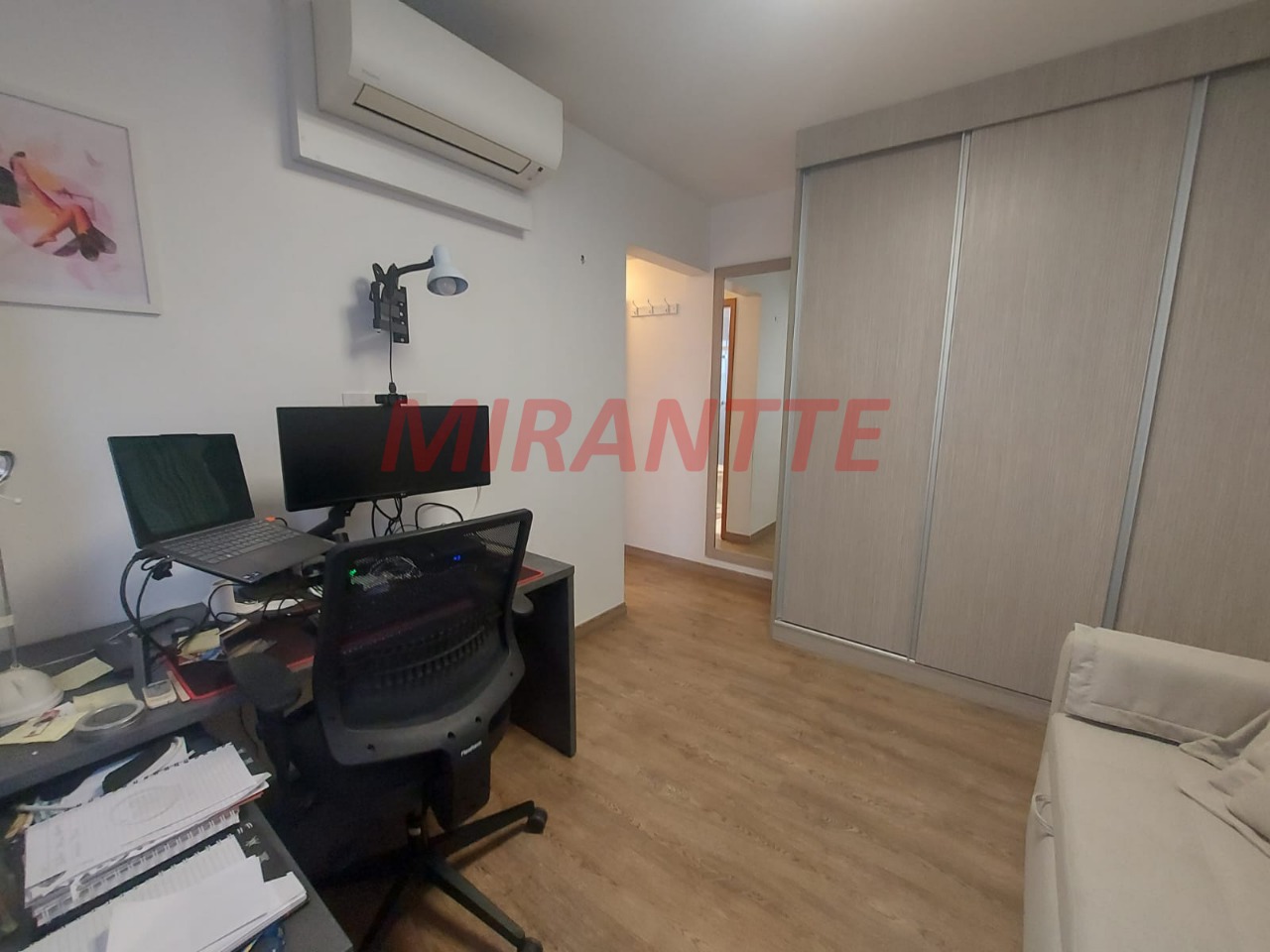Apartamento de 133m² com 3 quartos em Água Fria