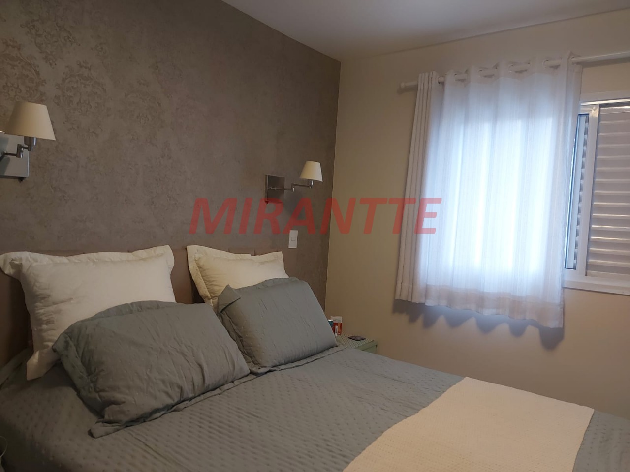 Apartamento de 133m² com 3 quartos em Água Fria