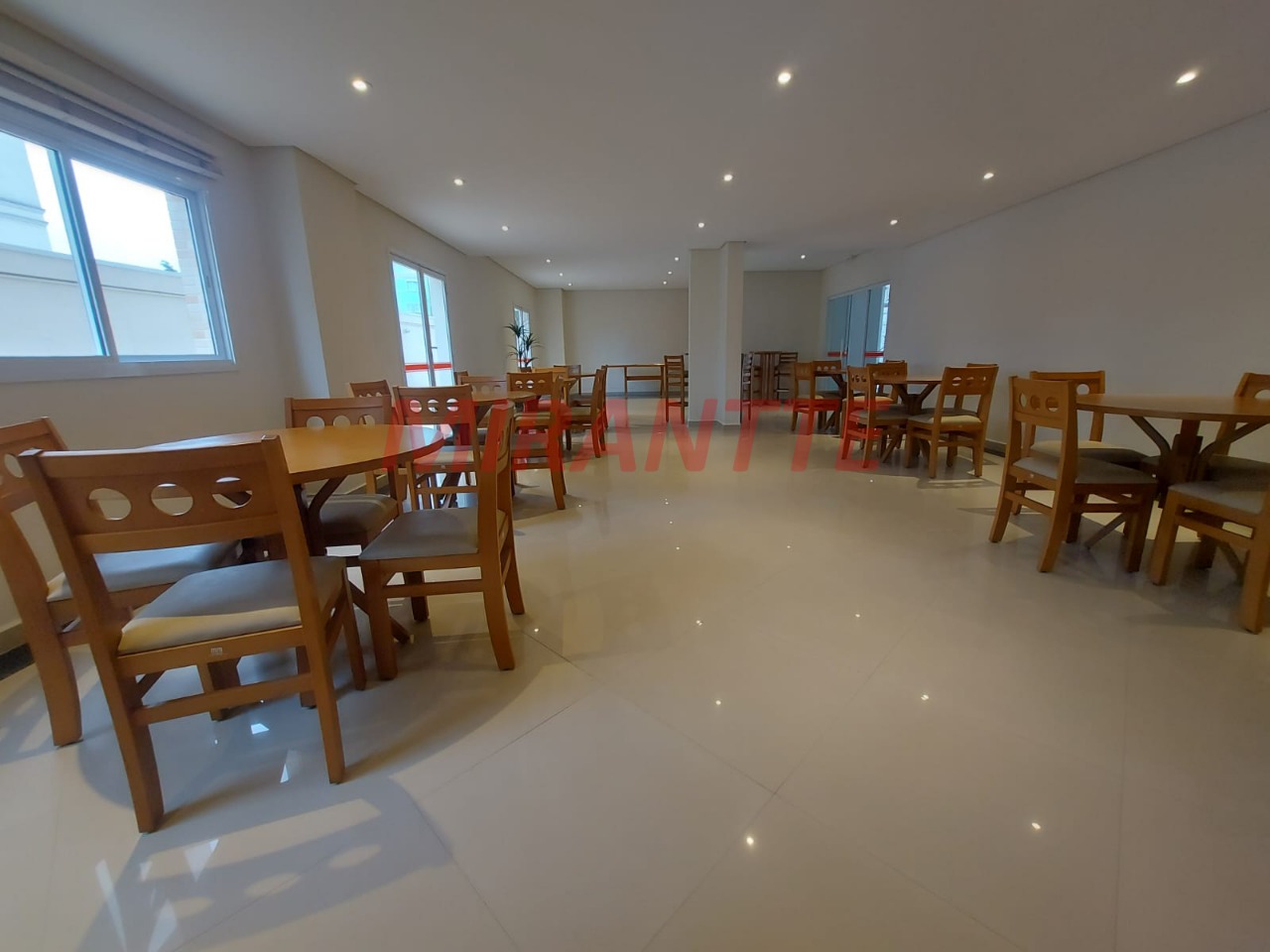 Apartamento de 133m² com 3 quartos em Água Fria
