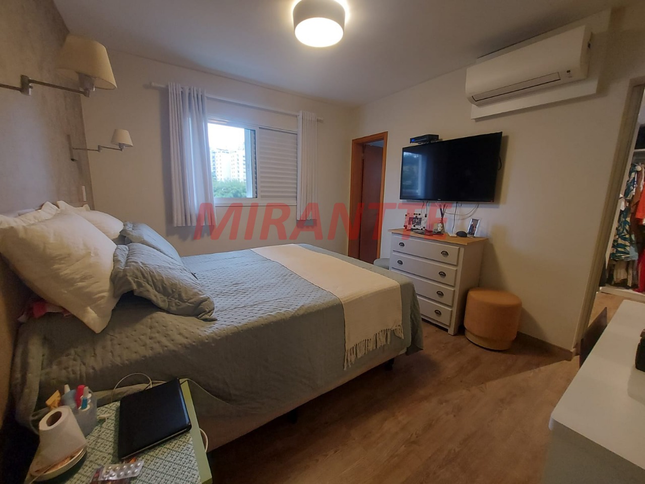 Apartamento de 133m² com 3 quartos em Água Fria