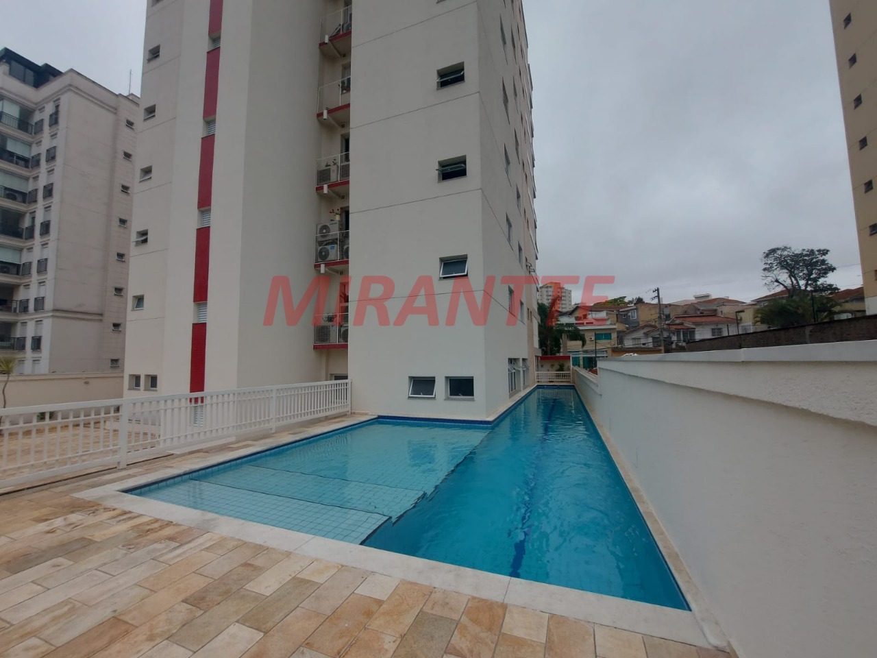 Apartamento de 133m² com 3 quartos em Água Fria