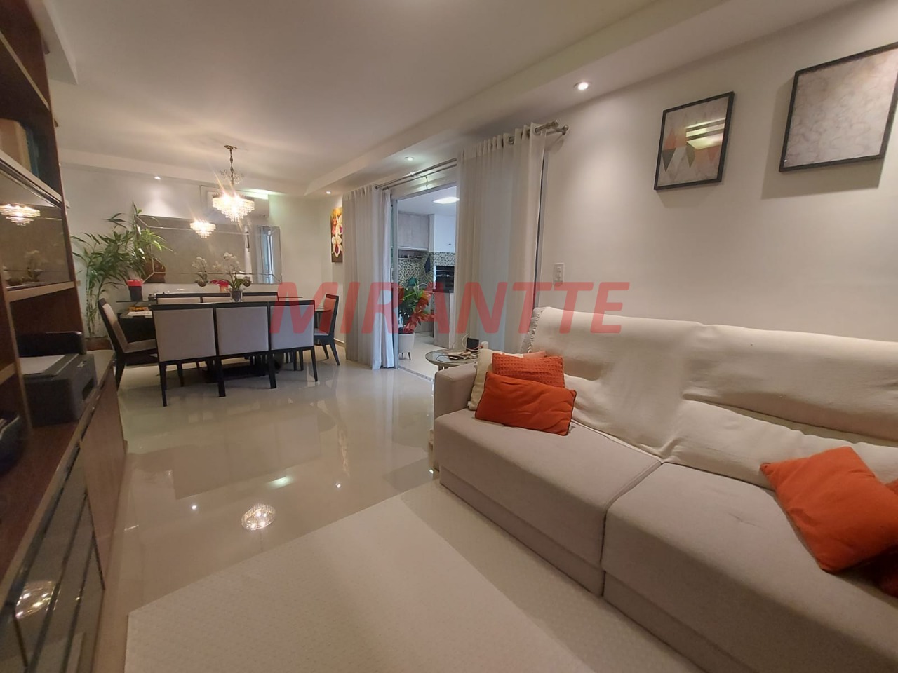 Apartamento de 133m² com 3 quartos em Água Fria