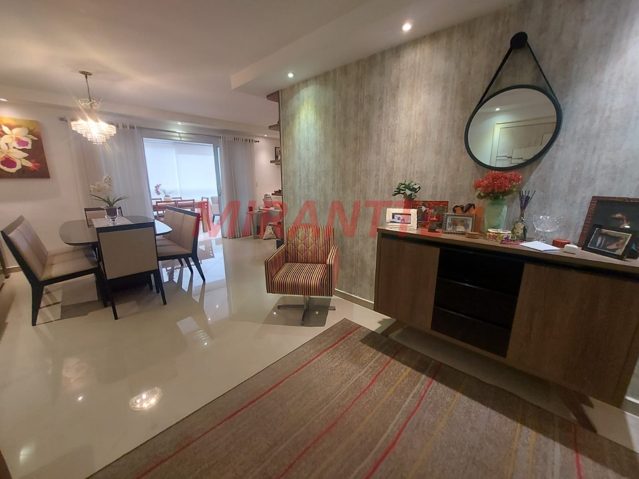 Apartamento de 133m² com 3 quartos em Água Fria