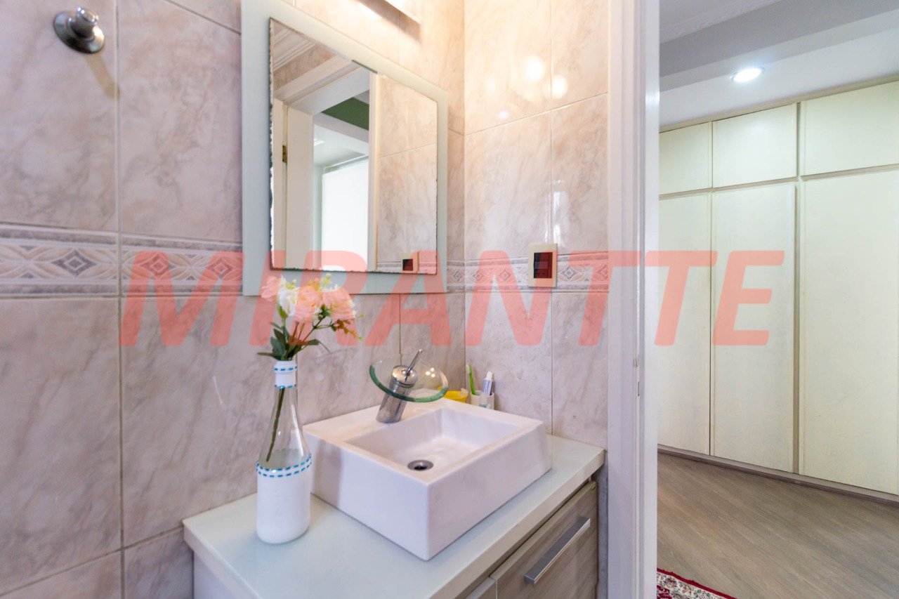 Apartamento de 140m² com 3 quartos em Santa Teresinha