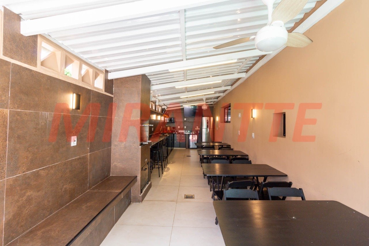 Apartamento de 140m² com 3 quartos em Santa Teresinha