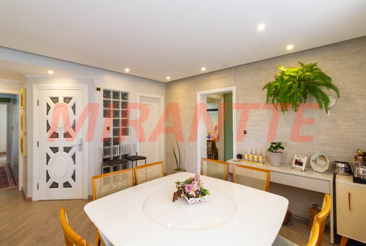 Apartamento de 140m² com 3 quartos em Santa Teresinha