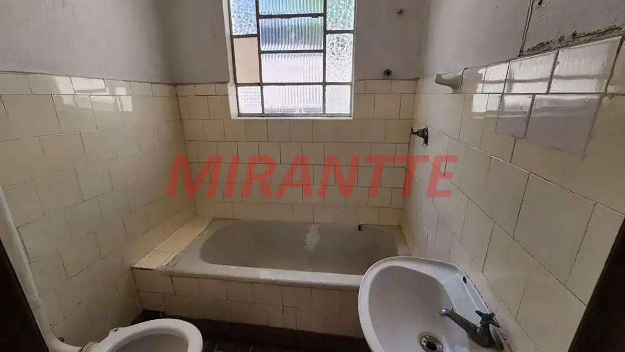Sobrado de 300m² com 3 quartos em Santana