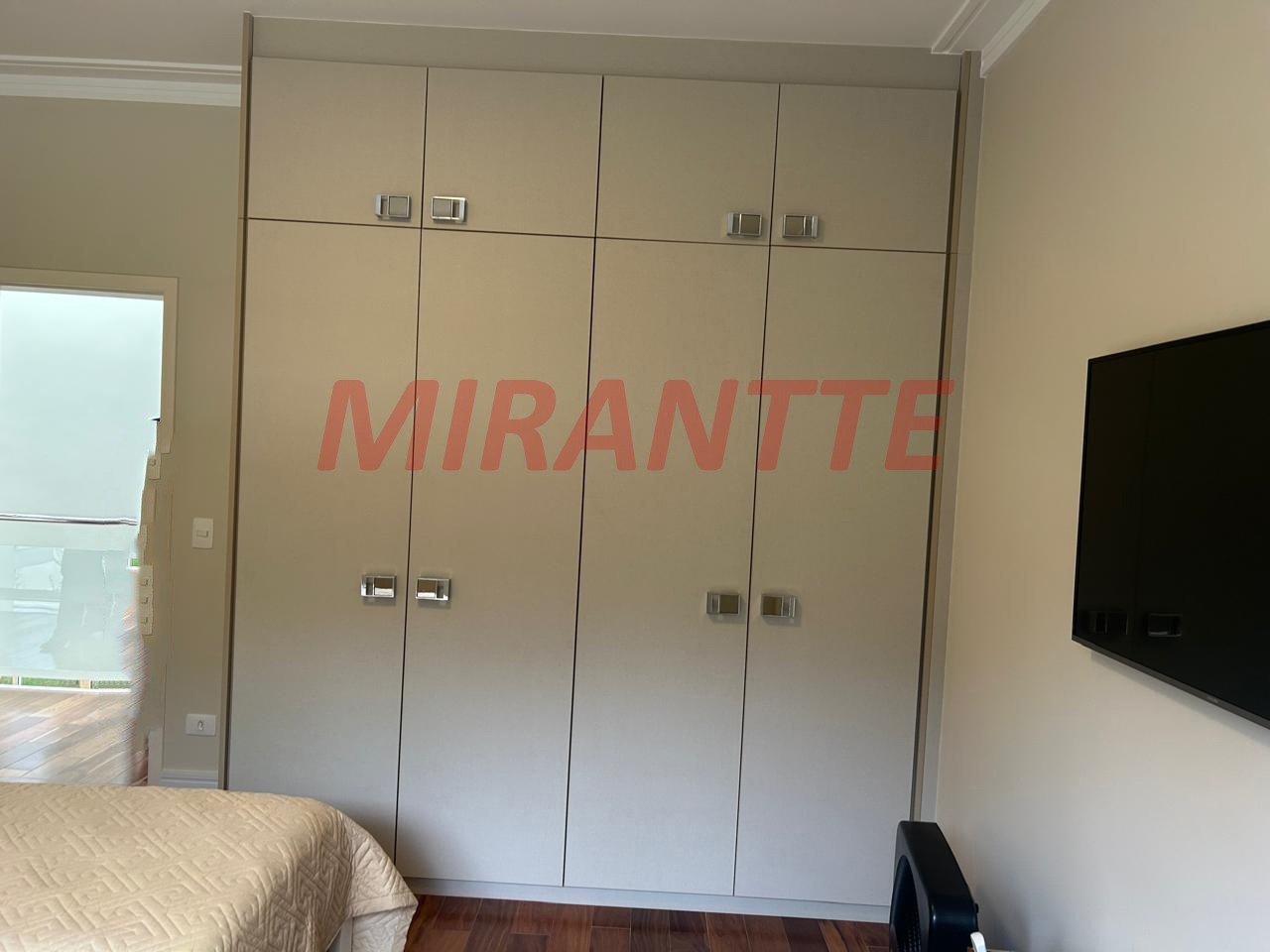 Cond. fechado de 739m² com 5 quartos em Roseira