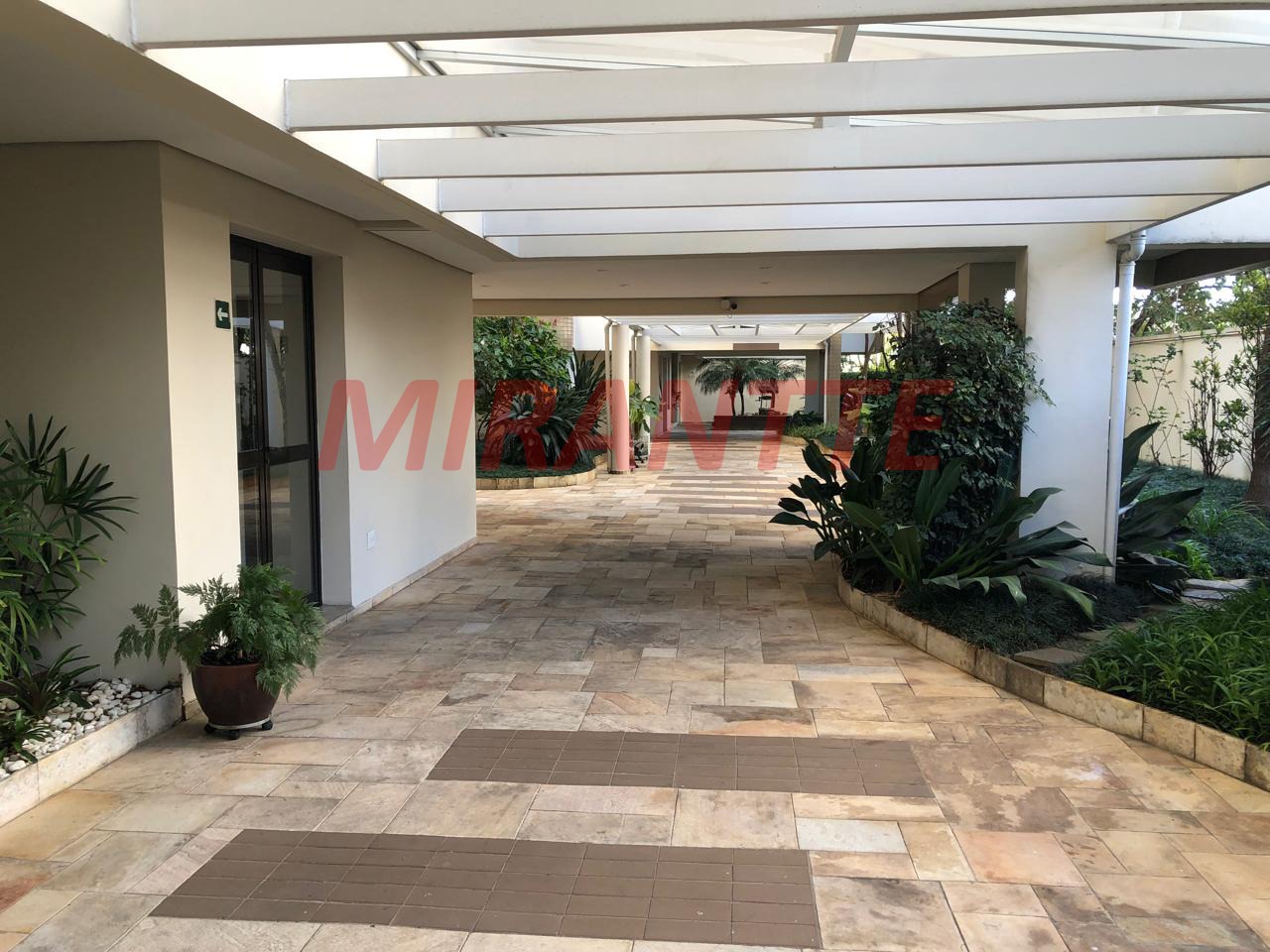 Apartamento de 76m² com 3 quartos em Santana
