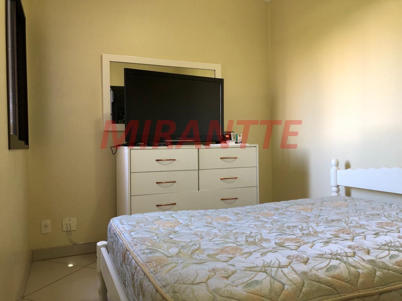 Apartamento de 76m² com 3 quartos em Santana
