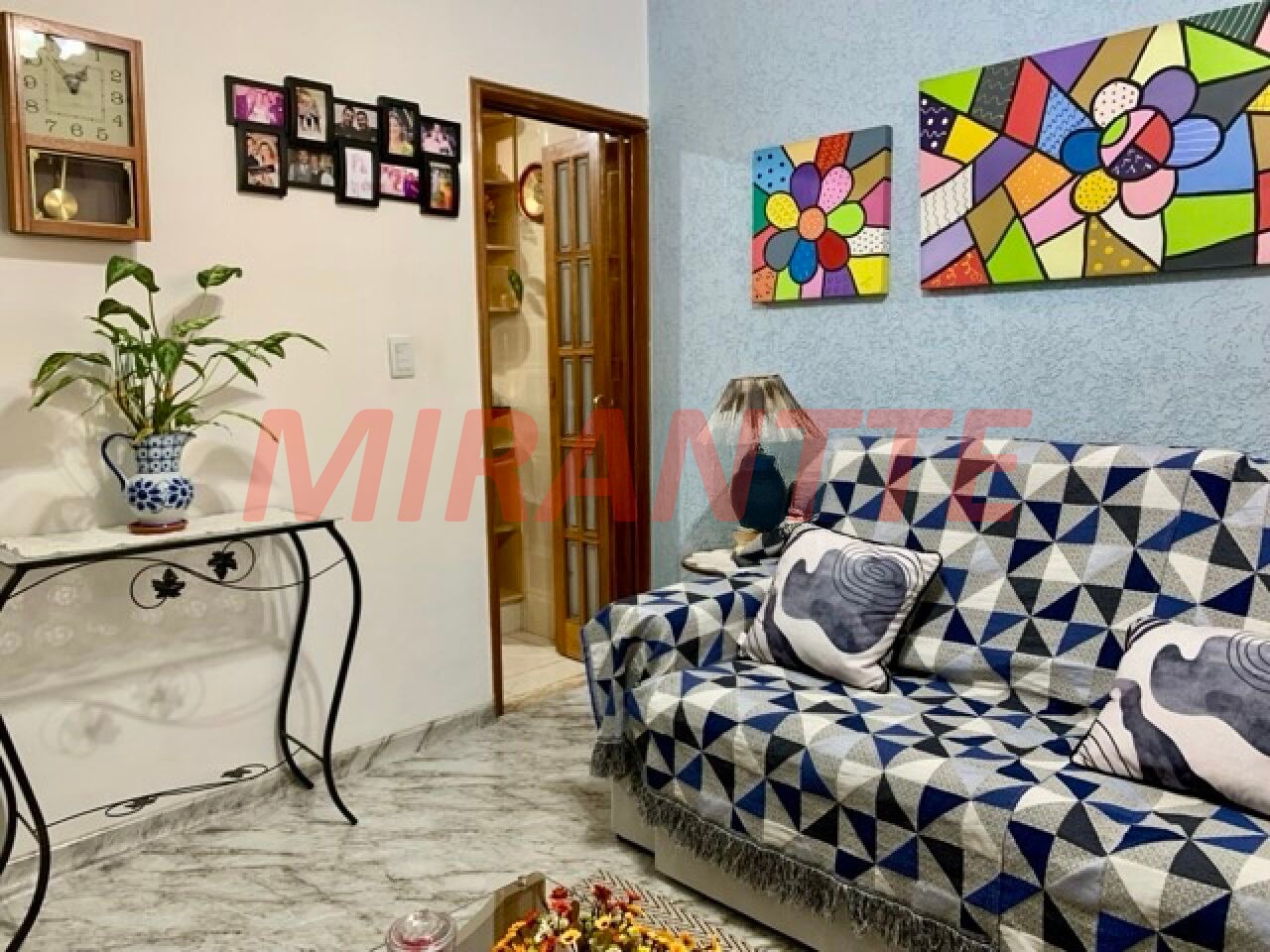 Casa terrea de 85m² com 2 quartos em Parque Vitoria