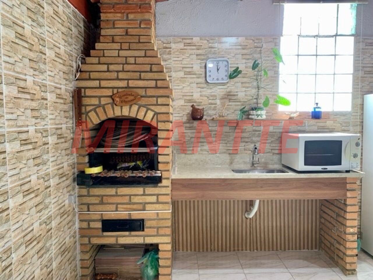 Casa terrea de 85m² com 2 quartos em Parque Vitoria