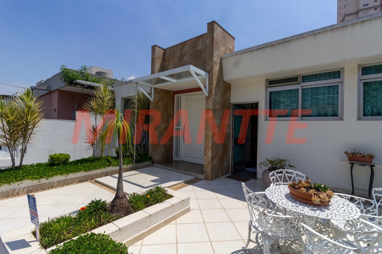 Casa terrea de 374m² com 3 quartos em Santana