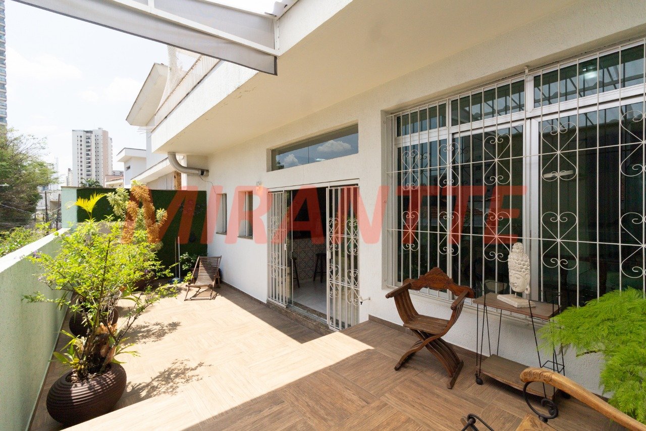 Casa terrea de 374m² com 3 quartos em Santana