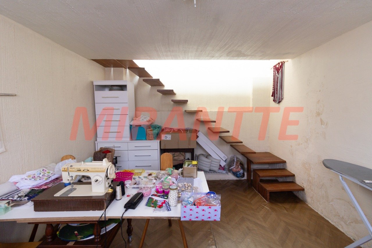 Casa terrea de 374m² com 3 quartos em Santana