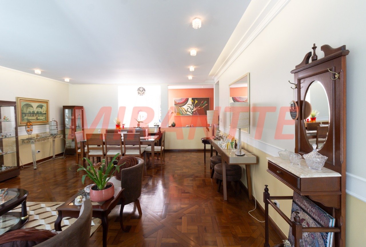Casa terrea de 374m² com 3 quartos em Santana