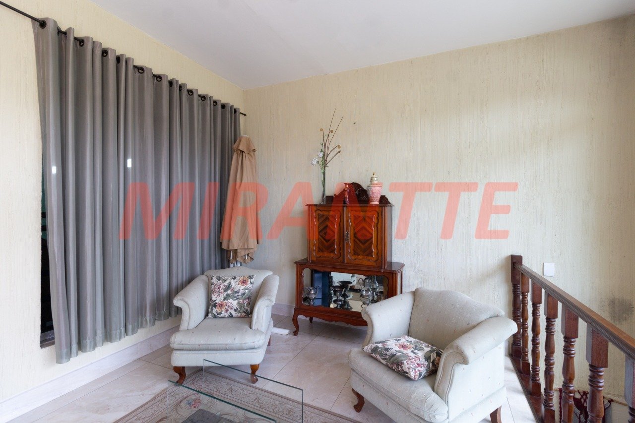 Casa terrea de 374m² com 3 quartos em Santana