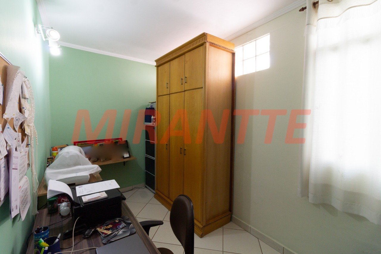 Casa terrea de 374m² com 3 quartos em Santana