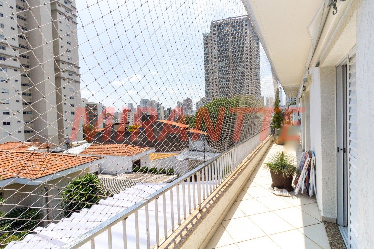 Casa terrea de 374m² com 3 quartos em Santana