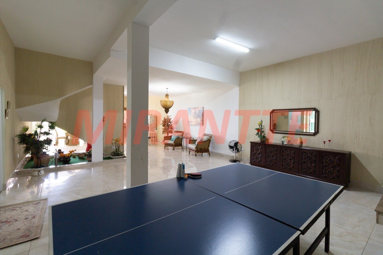 Casa terrea de 374m² com 3 quartos em Santana