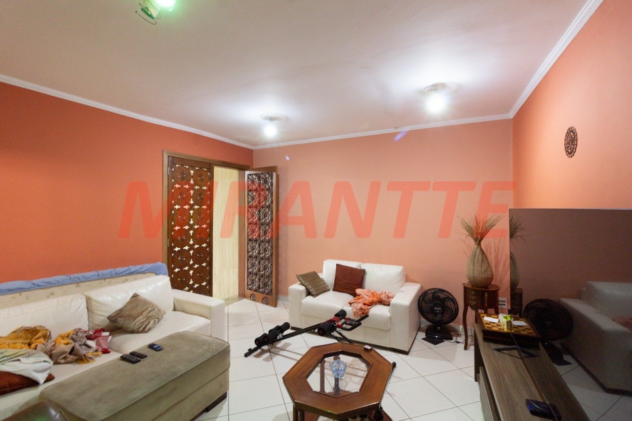 Casa terrea de 374m² com 3 quartos em Santana
