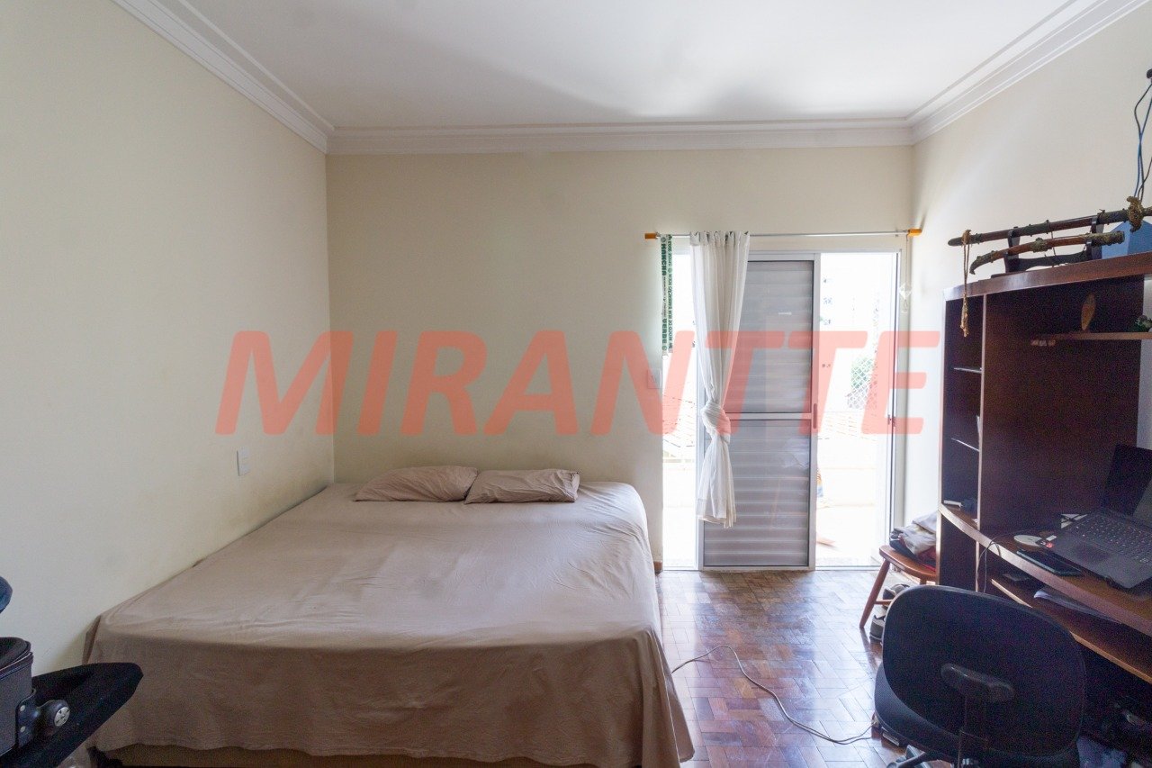 Casa terrea de 374m² com 3 quartos em Santana