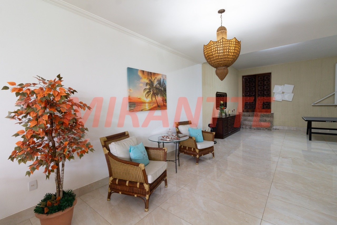 Casa terrea de 374m² com 3 quartos em Santana