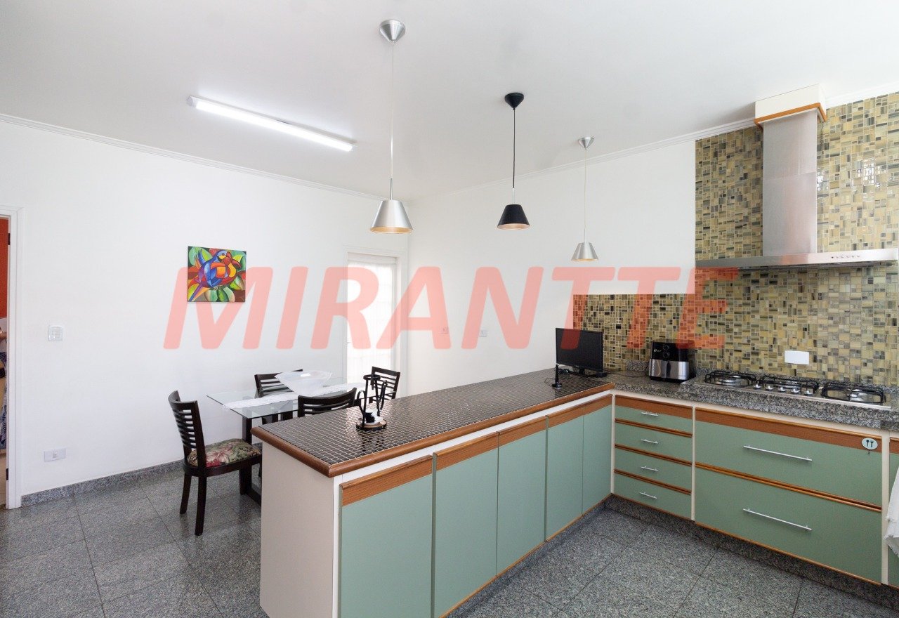 Casa terrea de 374m² com 3 quartos em Santana