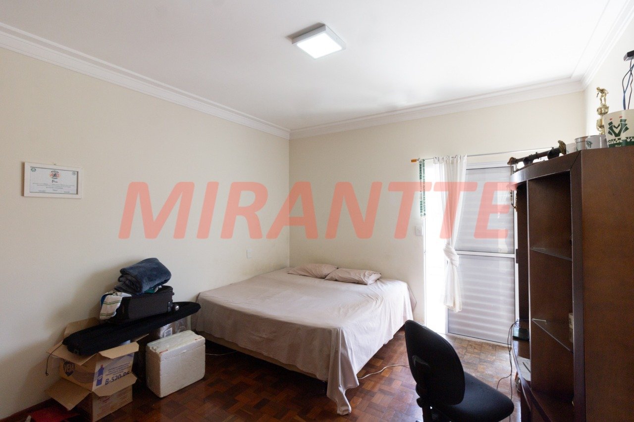 Casa terrea de 374m² com 3 quartos em Santana