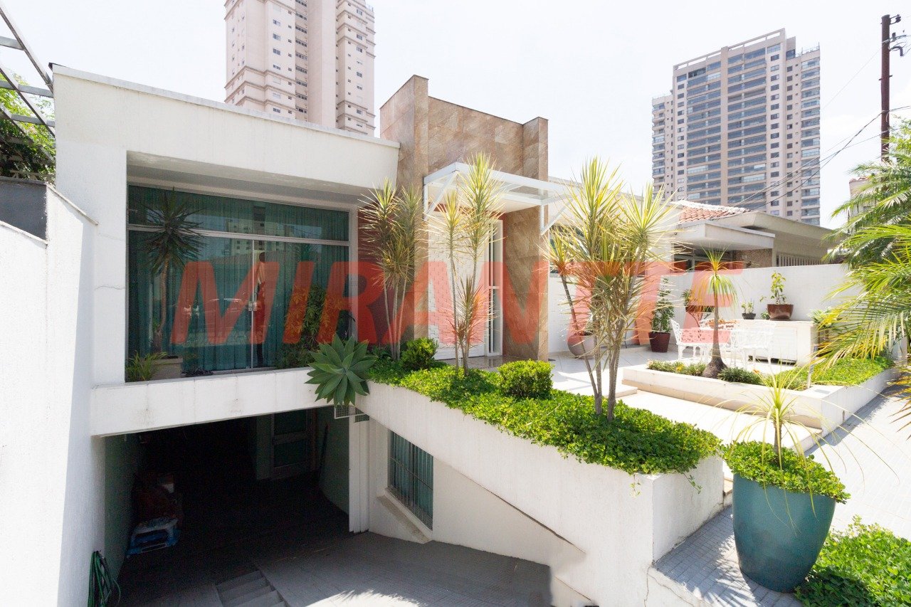 Casa terrea de 374m² com 3 quartos em Santana