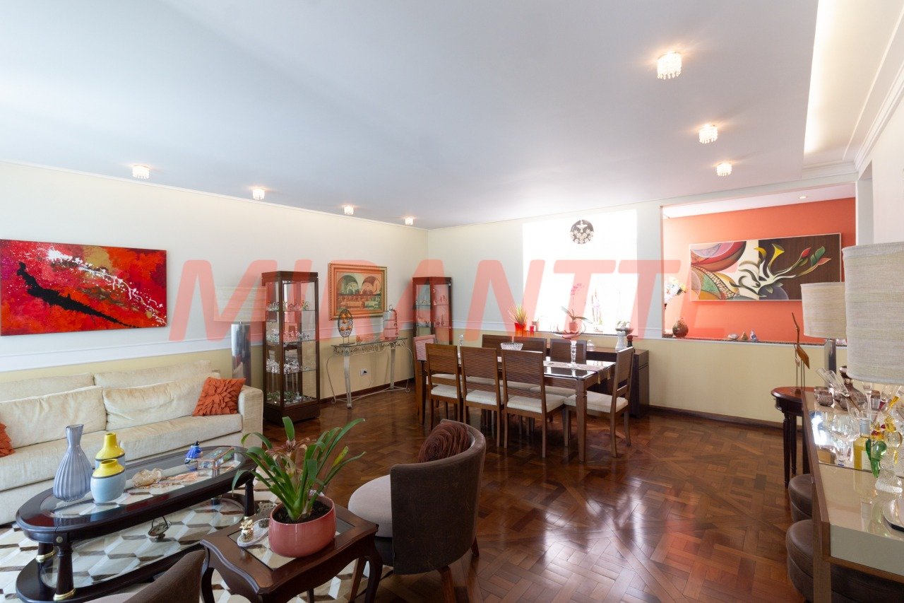 Casa terrea de 374m² com 3 quartos em Santana