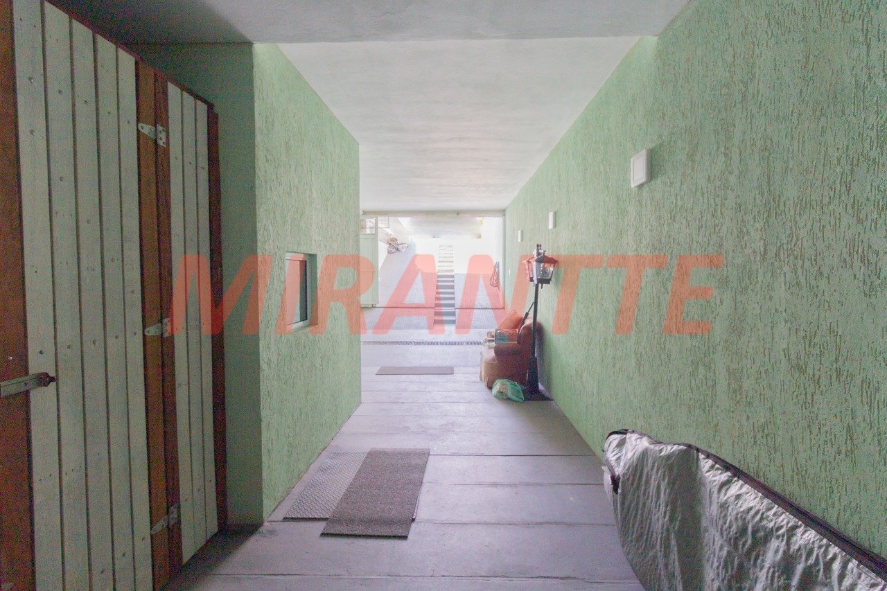 Casa terrea de 374m² com 3 quartos em Santana