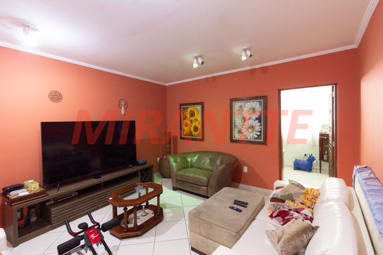 Casa terrea de 374m² com 3 quartos em Santana
