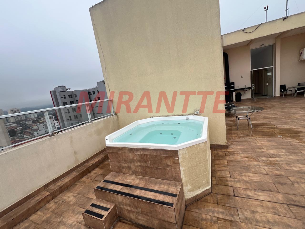 Apartamento de 65m² com 2 quartos em Vila Mazzei