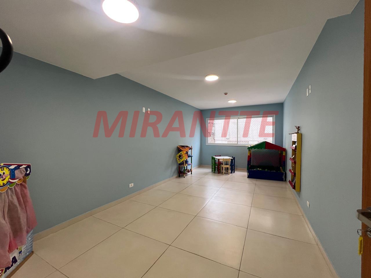 Apartamento de 65m² com 2 quartos em Vila Mazzei