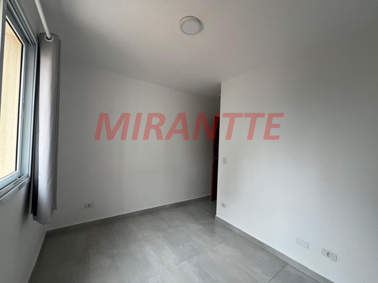 Apartamento de 65m² com 2 quartos em Vila Mazzei