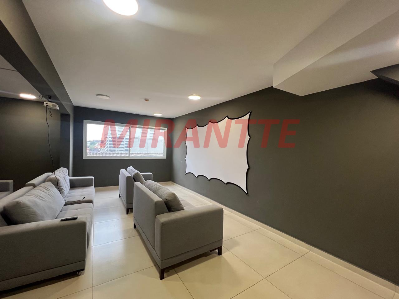 Apartamento de 65m² com 2 quartos em Vila Mazzei