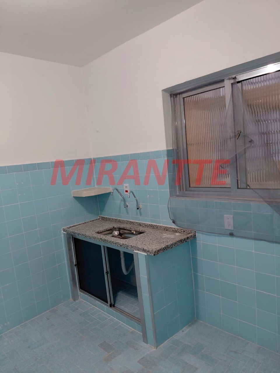 Casa terrea de 40m² com 1 quartos em Chora Menino